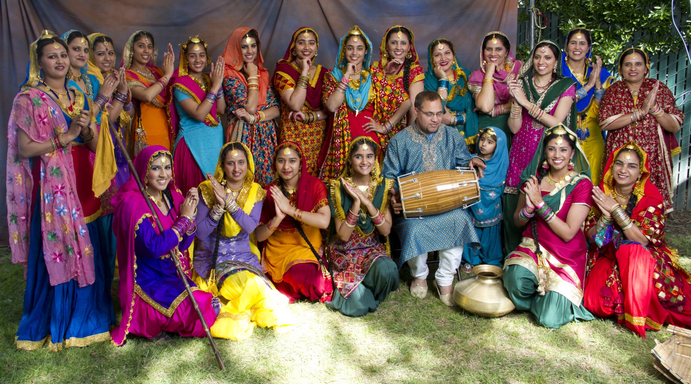 Giddha Performers. Punjabi American Festival, 2005. Courtesy of the Kang Family