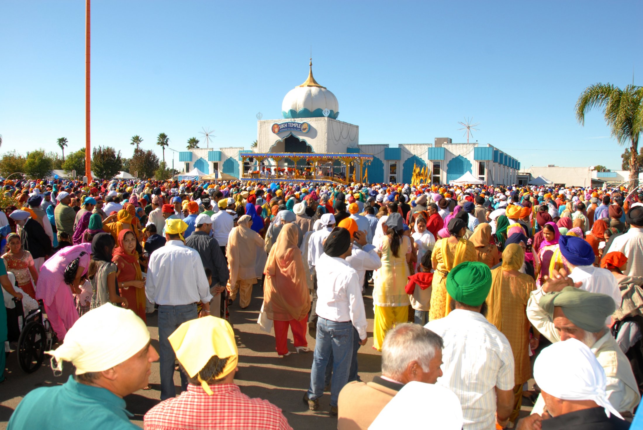 Yuba City Sikh Parade. Courtesy of the Kang Family