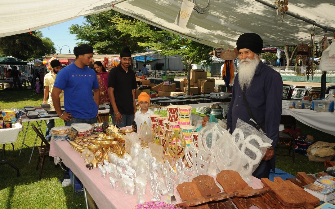 Market Stall, Punjabi American Festival, 2005.  Courtesy of the Kang Family